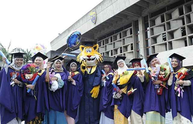 研究生去哪留学最便宜 英迪大学真实花费给你算清